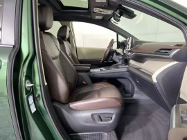 2022 Toyota Sienna Platinum 7 Passenger