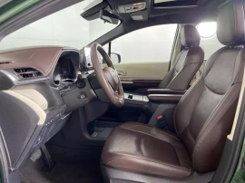2022 Toyota Sienna Platinum 7 Passenger