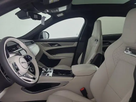 2024 Jaguar F-PACE R-Dynamic S P400