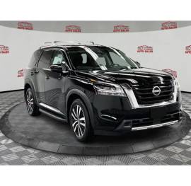 2024 Nissan Pathfinder Platinum