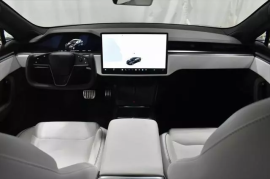 2022 Tesla Model S Plaid