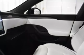 2022 Tesla Model S Plaid